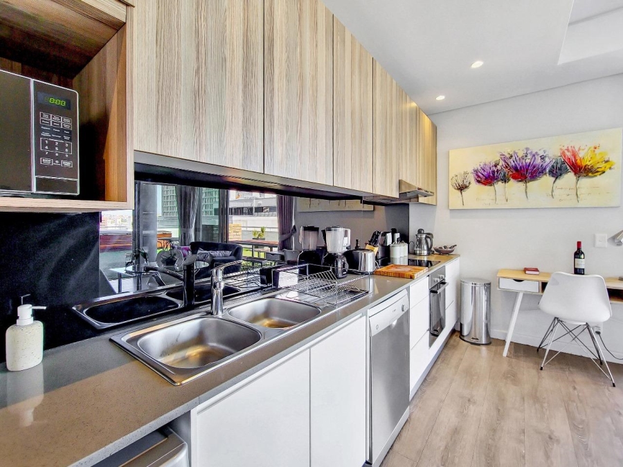 1 Bedroom Property for Sale in Cape Town City Centre Western Cape